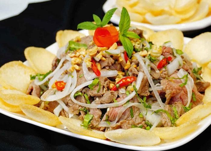 Bật mí 5 món ăn làm “đốn tim” khách mời khi tổ chức tiệc khai trương văn phòng