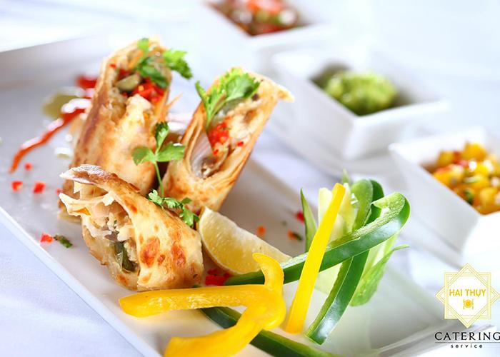 Ẵm trọn sự hoàn hảo khi đặt tiệc đám hỏi quận 3 Hai Thụy Catering