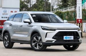 Chi tiết Baic Beijing X7 kèm giá lăn bánh mới nhất