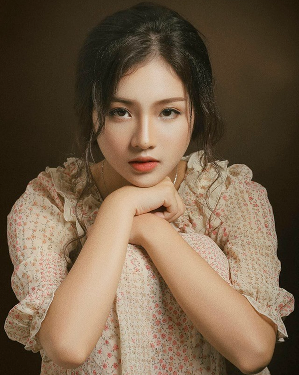 Bích Ngọc - nữ phụ gây chú ý trong 'Hương vị tình thân'