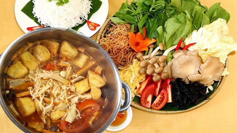 LỄ VU LAN Ý NGHĨA HƠN VỚI MÓN LẨU NẤM CHAY CHUA CAY, THẬP CẨM