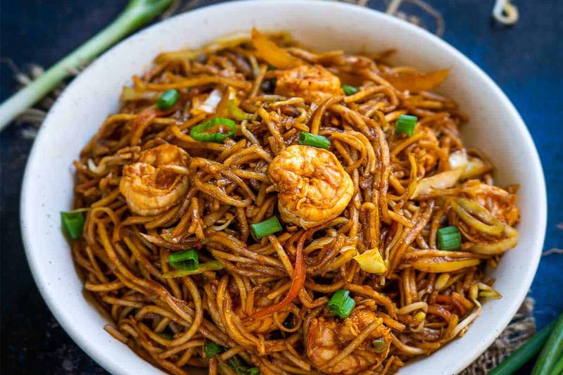 Bật mí cách làm mì xào Thượng Hải Chow Mein chuẩn vị Hương Cảng