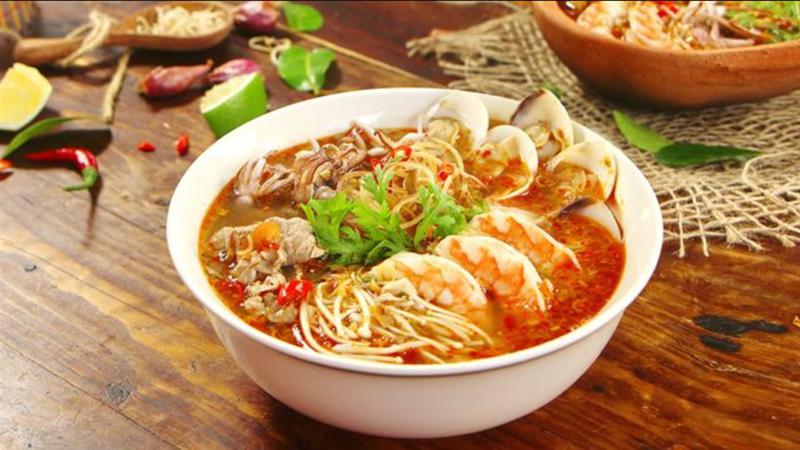 CÁCH NẤU BÚN THÁI HẢI SẢN VÀ BÚN THÁI CHAY NGON CHUẨN VỊ