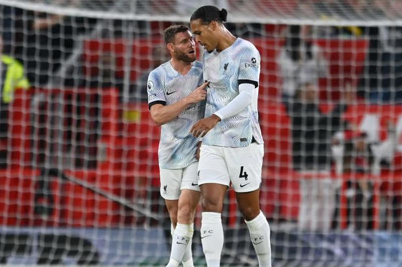 Milner hét vào mặt Van Dijk