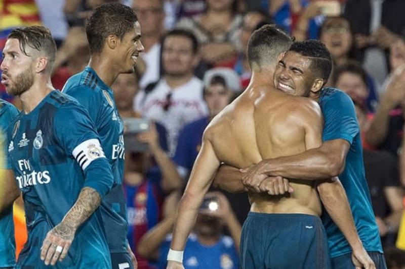 Ferdinand tin Casemiro sẽ đóng góp lớn cho United