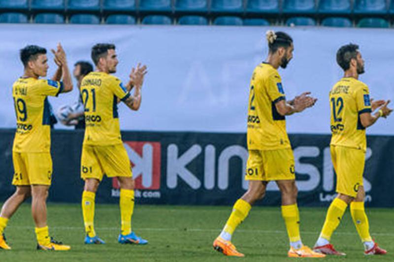 Pau FC thảm bại, Quang Hải lại nhận điểm thấp