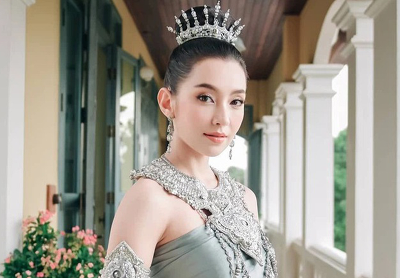 'Mỹ nhân trăm năm có một' Bella Ranee: Đóng phim hay đến mức giúp Bangkok hết tắc đường và cách hành xử văn minh với tình yêu 10 năm