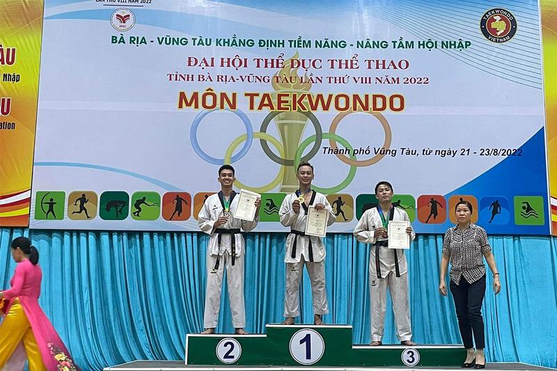 Bi hài nhà vô địch taekwondo tỉnh BR-VT không biết nhà mình ở đâu