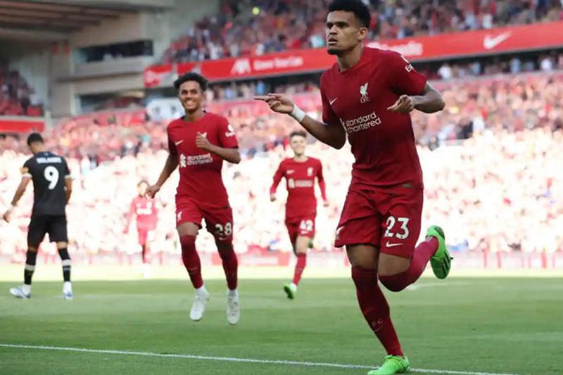 Liverpool trút giận lên tân binh Ngoại hạng Anh