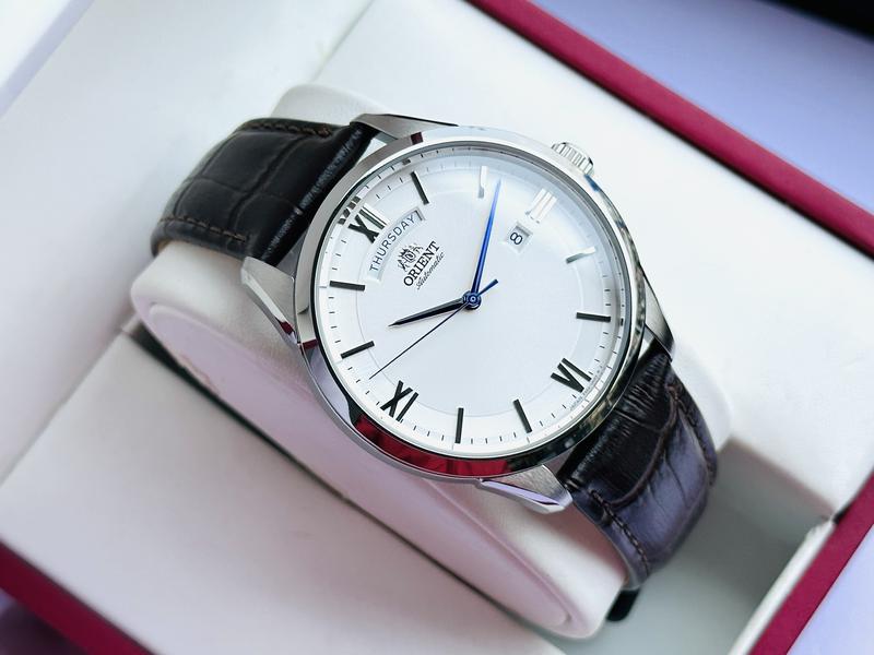 Đồng Hồ Nam Orient Automatic Classic RA-AX0008S0HB Chính Hãng.