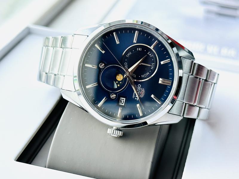 Đồng Hồ Nam Orient Contemporary Sun Moon Blue Dial Automatic RA-AK0308L10B